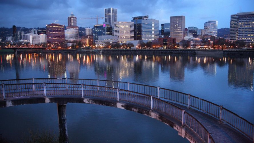 portland-skyline-downtown-2_1200xx5616-3159-0-293.jpg